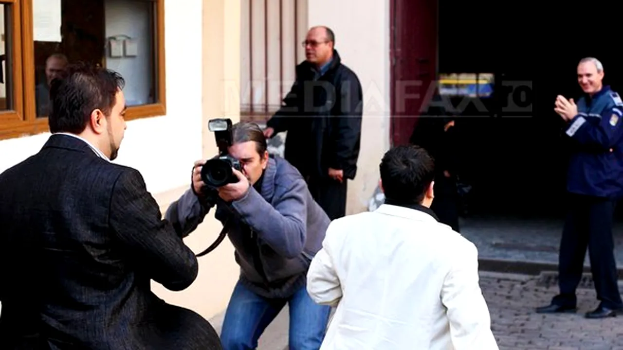 Minune şi Salam, cercetaţi în libertate, alte cinci persoane reţinute în cazul tentativei de omor