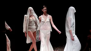 Galerie Foto şi Video - Săptămâna Modei la Paris