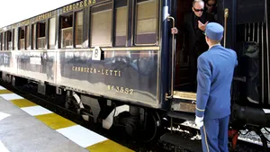 Trenul Orient Express a sosit în Gara de Nord