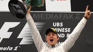 Nico Rosberg aduce primul succes pentru Mercedes din 1955