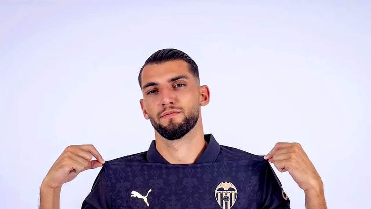 Atacantul Valenciei, Rafa Mir, reţinut de poliţie pentru suspiciune de agresiune sexuală