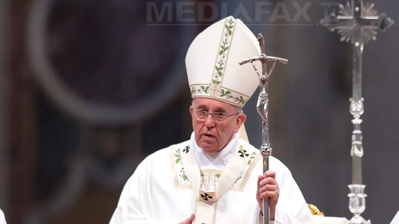 Prima carte scrisă de papa Francisc va fi lansată, miercuri, în România