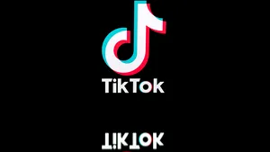 Twitter îşi manifestă interesul pentru a cumpăra TikTok
