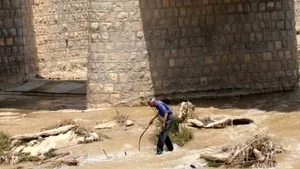 Cel puţin 22 de oameni au murit în urma inundaţiilor din sudul Iranului VIDEO