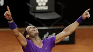 Nadal l-a învins pe Djokovic într-o partidă ce a început în mai şi s-a terminat în iunie