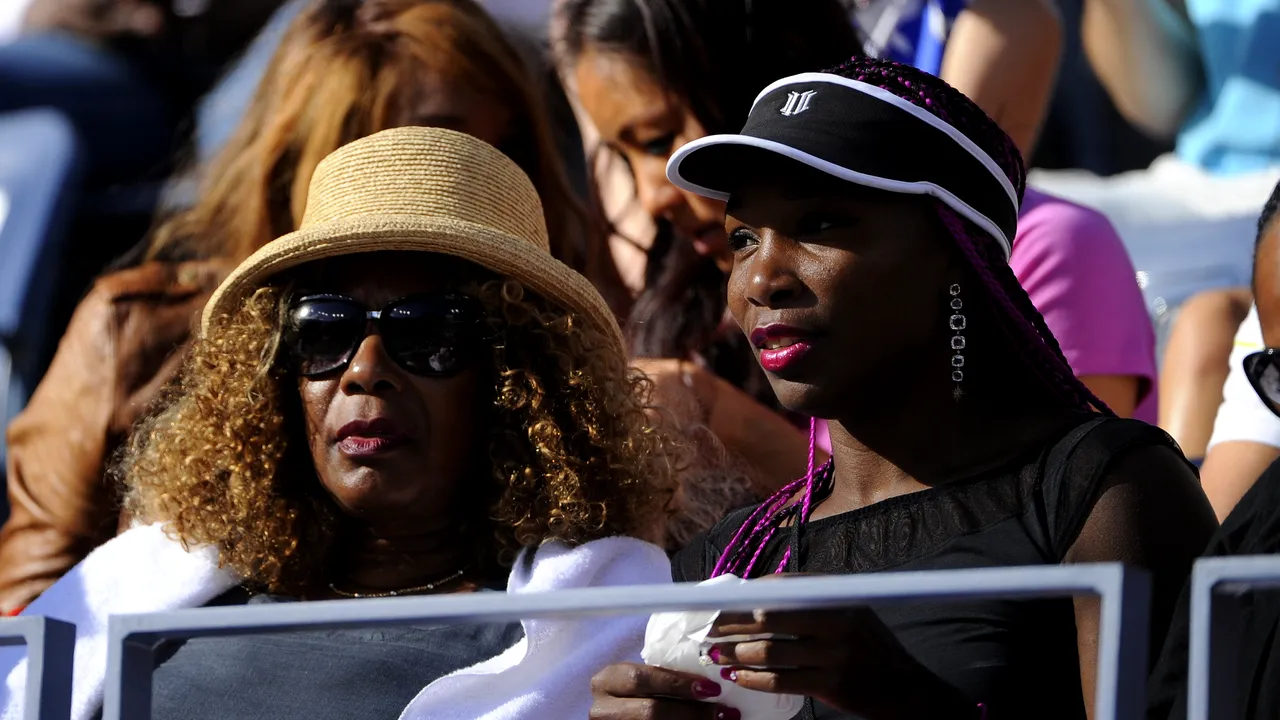 VIDEO Cum a fost surprinsă în tribune mama Serenei Williams, la sfârşitul meciului cu Simona Halep

