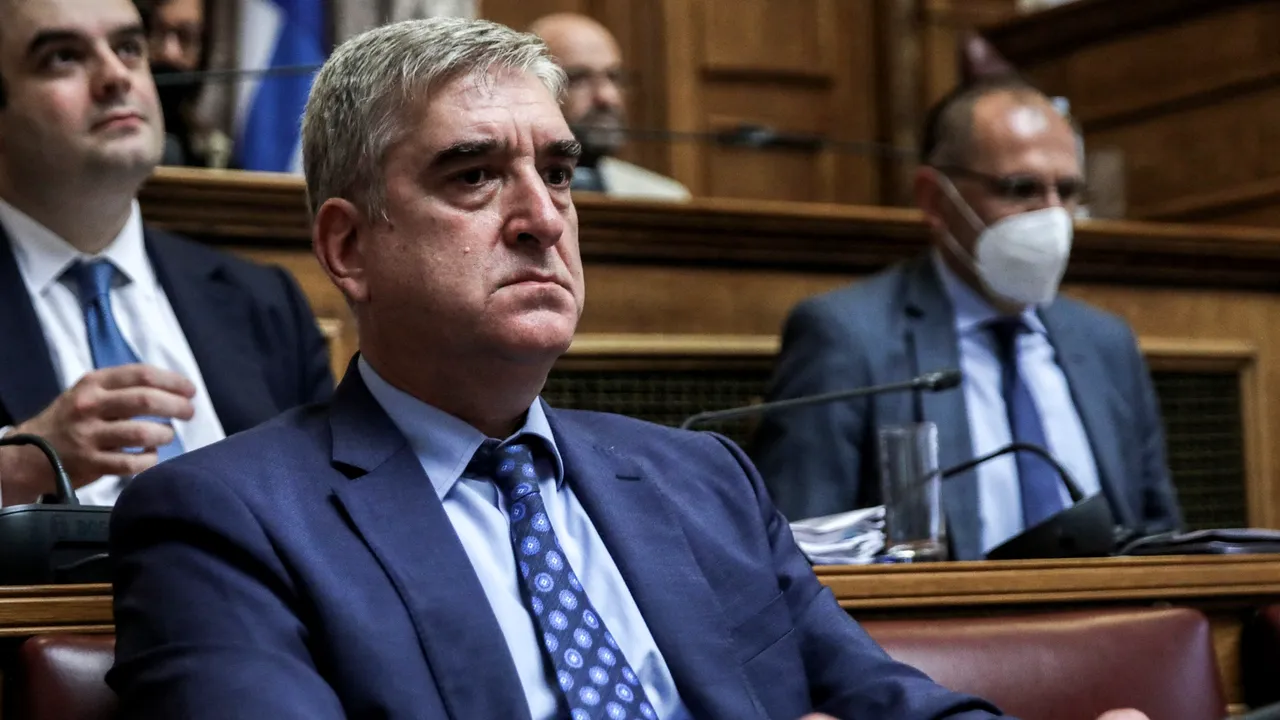 Şeful serviciului grec de informaţii demisionează pe fondul unor interceptări telefonice. A spionat un lider din opoziţie