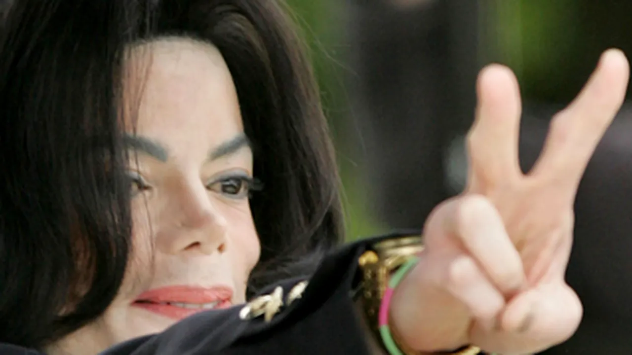 Michael Jackson, propus de fani pentru premiul Nobel