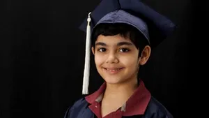 Un băiat american, membru în Mensa, a obţinut diploma de bacalaureat la vârsta de 10 ani - VIDEO