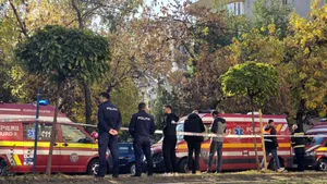 Explozie pe Calea Rahovei. Pompierii caută alte victime cu ajutorul unei drone