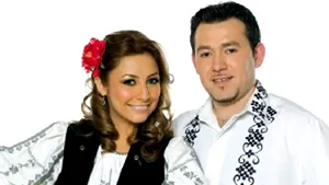 Andra şi Săndel au lansat cel de-al doilea album de muzică populară