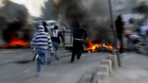 Unităţi de infanterie şi blindate israeliene se îndreaptă spre Gaza
