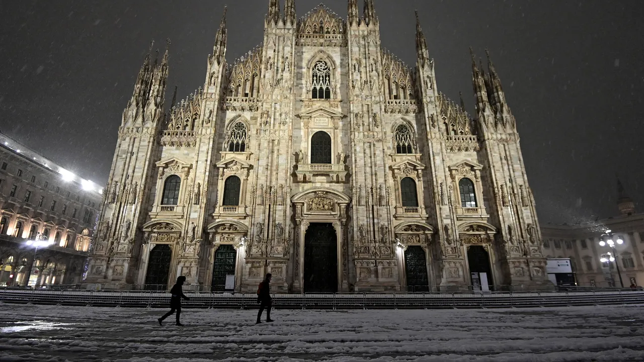 Staţiunile de schi din Italia rămân închise, după ce rata pozitivării a crescut cu 3 puncte în 24 de ore. Trei regiuni ar putea redeveni „zone roşii”