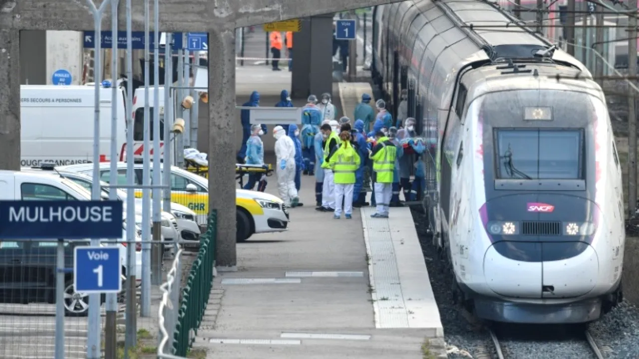 Coronavirus: Francezii transferă bolnavii cu trenuri TGV medicalizate
