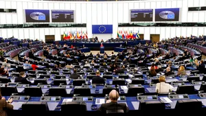 Cazul păpușilor sexuale cu înfățișare de copil pe masa Parlamentului European