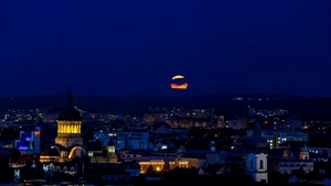 Presa franceză recomandă un oraș din România pentru vacanțele de septembrie: patrimoniu, natură și mai puțini turiști