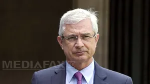 Claude Bartolone doreşte o clarificare rapidă a situaţiei personale a preşedintelui francez