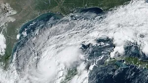 Uraganul Milton, un avertisment al schimbărilor climatice?