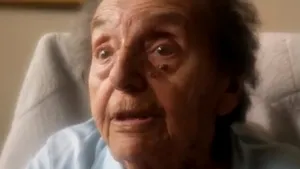 Cea mai în vârstă supravieţuitoare a Holocaustului a murit. Alice Herz-Sommer avea 110 ani - VIDEO