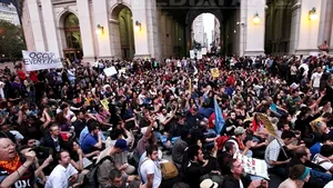 Mii de manifestanţi la New York împotriva efectelor crizei economice