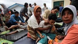 Bilanţul cutremurului din Indonezia a ajuns la 22 de morţi şi 210 răniţi