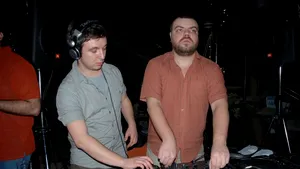 DJ Vania şi DJ Thornado au filmat pentru MTV în India