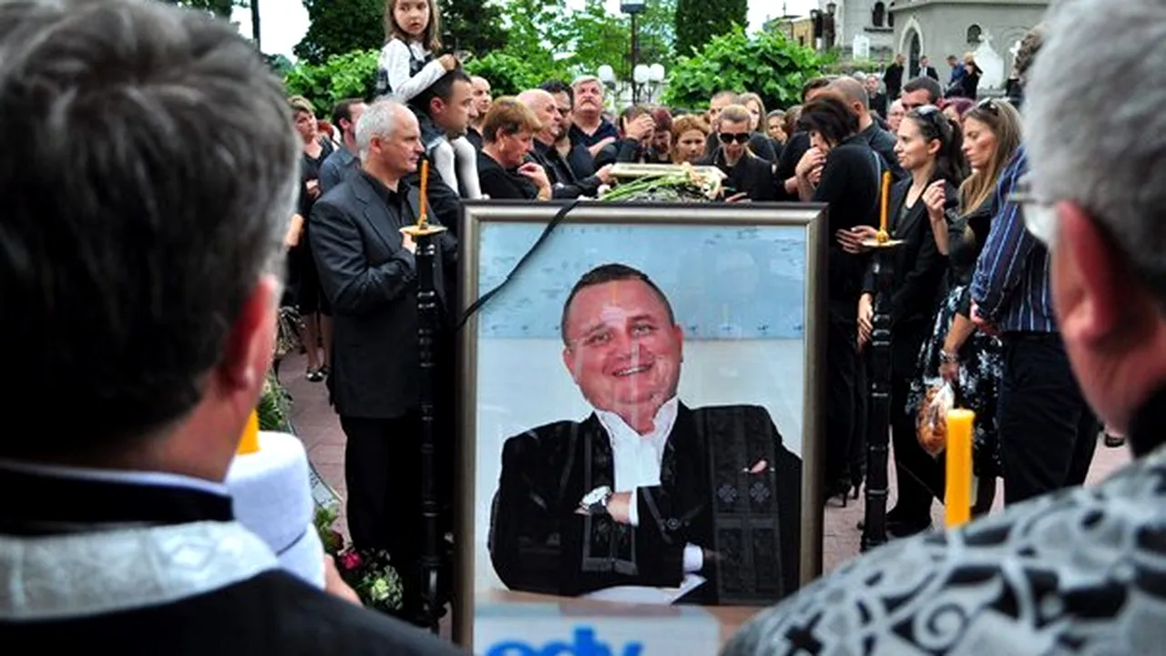 Brad: Peste 1.500 de persoane au participat la înmormântarea patronului Edy Spedition - FOTO