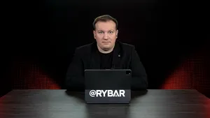 Șeful influentului blog militar rusesc Rybar, arestat în Muntenegru. Medvedev amenință cu reținerea cetățenilor europeni și americani