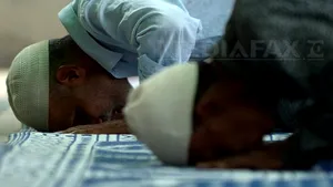 Aplicaţie iPhone care facilitează rugăciunile musulmanilor în timpul zborului