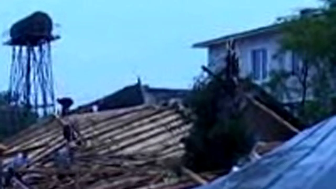 Mai multe judeţe, afectate de precipitaţii şi vijelii (Video ProTv)