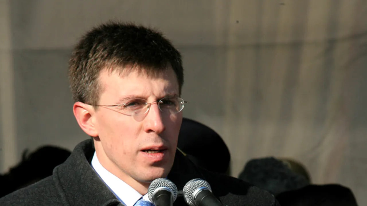 Referendumul pentru demiterea lui Dorin Chirtoacă din funcţia de primar al Chişinăului nu este valid /  Chirtoacă: Socialiştii să-şi asume răspunderea şi să-şi dea demisia