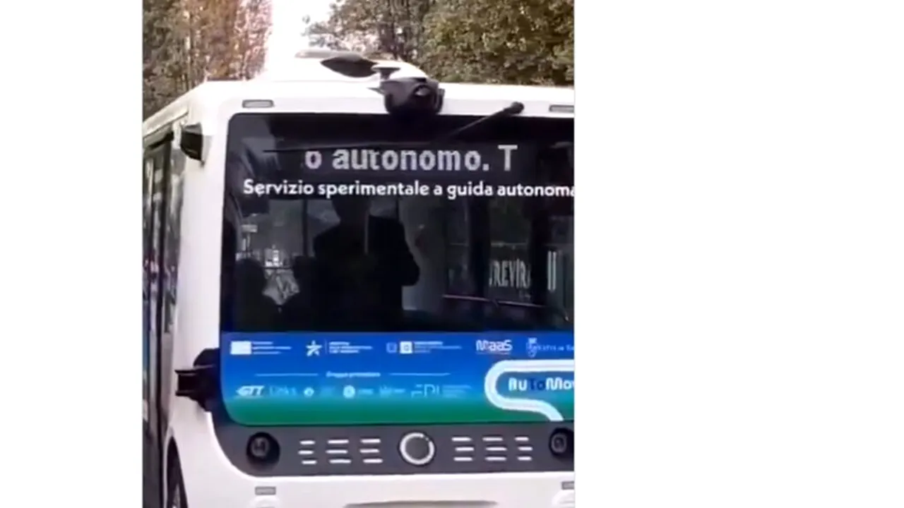 VIDEO: Torino a întrecut Milano. Rezultatele primului autobuz fără șofer care a circulat pe străzile din Italia