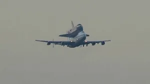 Naveta spaţială Discovery va avea parte de o primire triumfală, joi, la muzeul unde va fi expusă