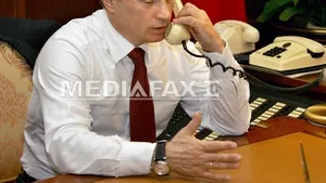 Putin şi Hollande au discutat despre situaţia din Siria şi despre criza nucleară iraniană