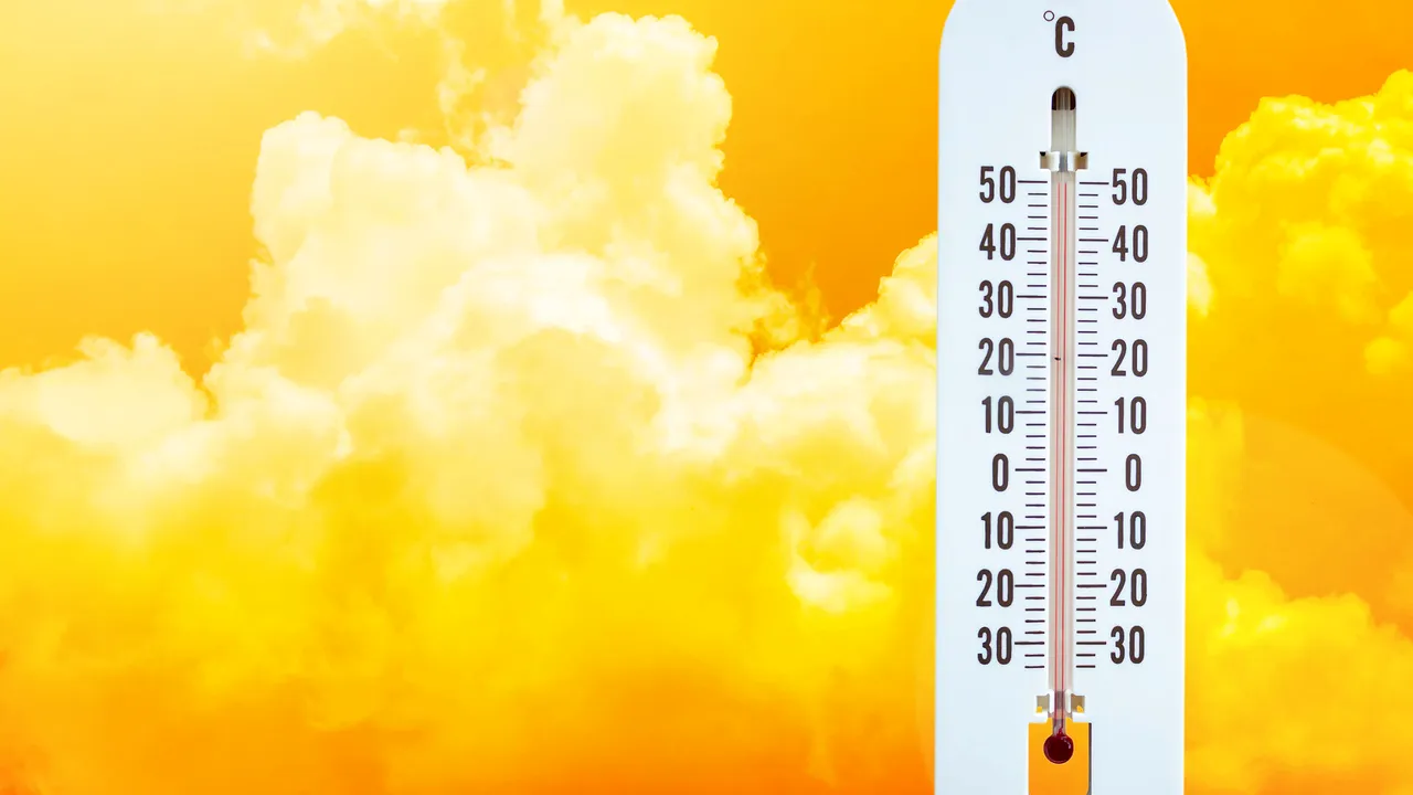 COD PORTOCALIU de caniculă pentru următoarele două zile EXTINS şi pentru alte zone din sud. Temperaturile pot depăşi 40 de grade Celsius