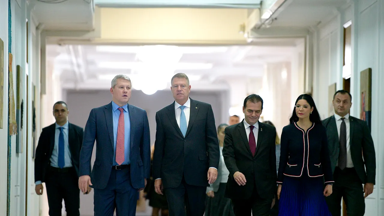 Klaus Iohannis participă azi la prima şedinţă de Guvern oficială a Cabinetului Orban