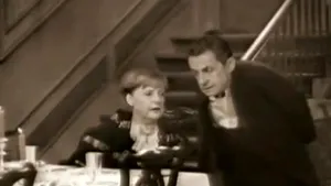 Sarkozy, majordomul Angelei Merkel într-o scenetă de Anul Nou - VIDEO
