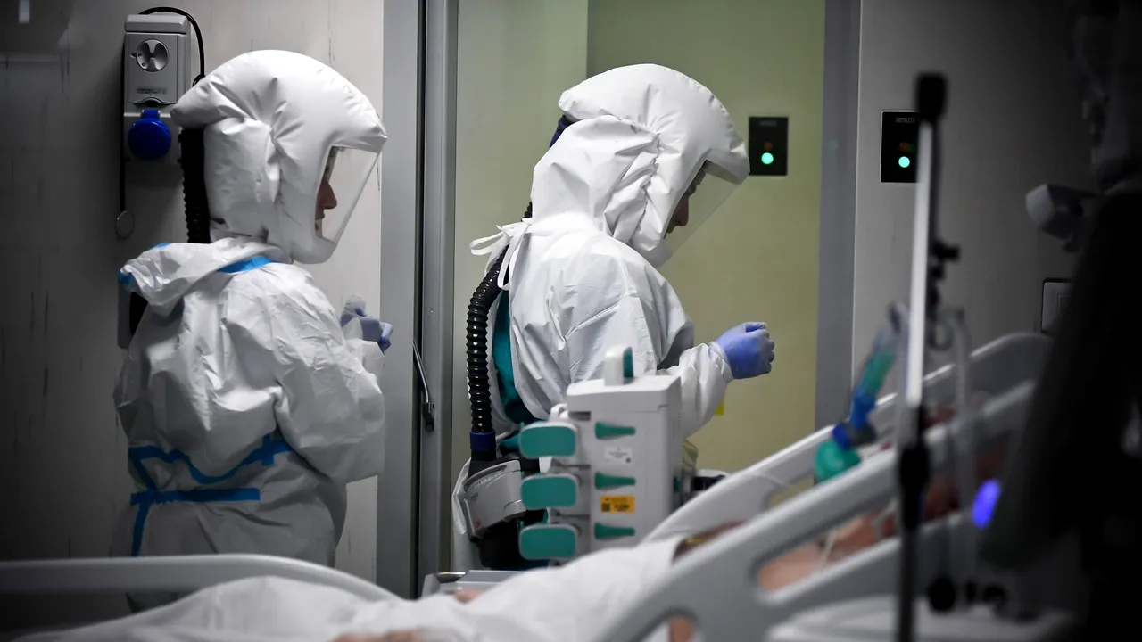 Coronavirus în România LIVE UPDATE 22 februarie. Rată de pozitivare de aproape 16%. 972 de persoane la ATI. Noul bilanţ COVID-19
