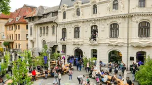 Noul Sezon ‘25-’26 de La Mița Biciclista se deschide cu Zilele Patrimoniului la București