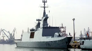 Fregata franceză La Fayette a sosit în portul ucrainean Odesa, pentru un schimb de experienţă