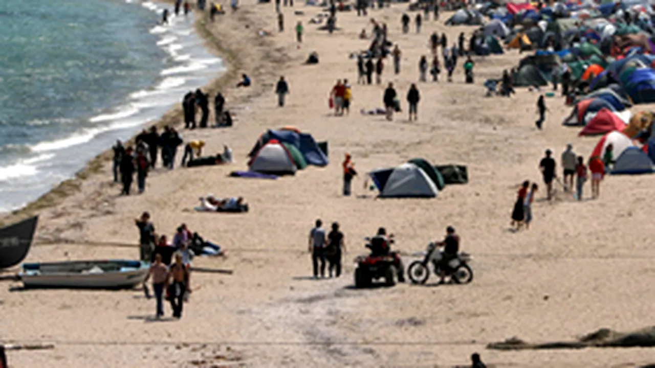 Mai mulţi turişti străini în 2007 în România