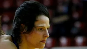 Estera Dobre a obţinut medalia de argint la Campionatele Europene de lupte