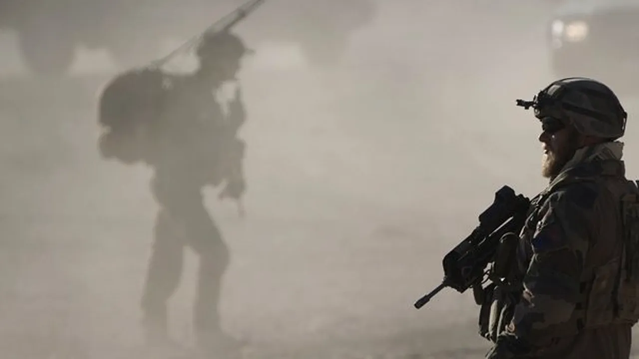 Trei militari NATO ucişi în Afganistan, într-un atentat comis de un kamikaze călare pe un măgar