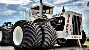 Povestea lui Big Bud 747, cel mai mare tractor din lume. Cum s-a născut şi de ce a dispărut mastodontul de 50 de tone