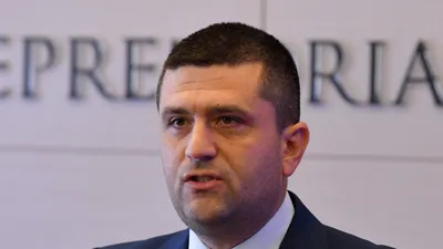 DECLARAȚII Ministrul interimar al Transporturilor, Radu Miruță: ROMATSA va face recurs după suspendarea licenței. Există un plan de rezervă pentru dirijarea traficului aerian
