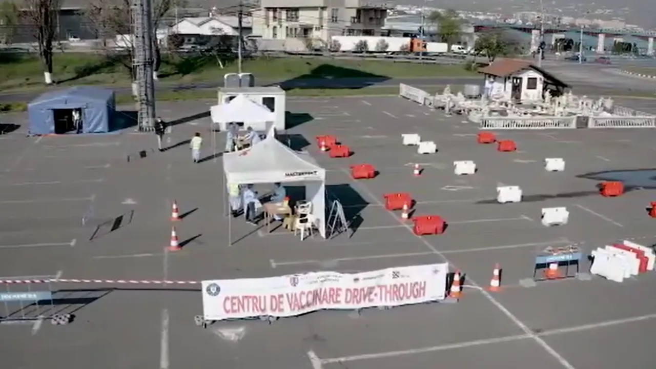 Al doilea centru de vaccinare drive-through din ţară, deschis 7 zile din 7. În ce oraş se află 