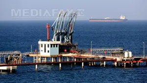 Un petrolier a fost atacat în largul coastelor Yemenului, într-o zonă strategică pentru comerţul internaţional