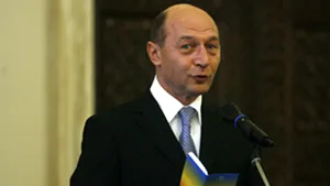 PSD - Băsescu depăşeşte orice limită în afirmarea lipsei sale de bun simţ