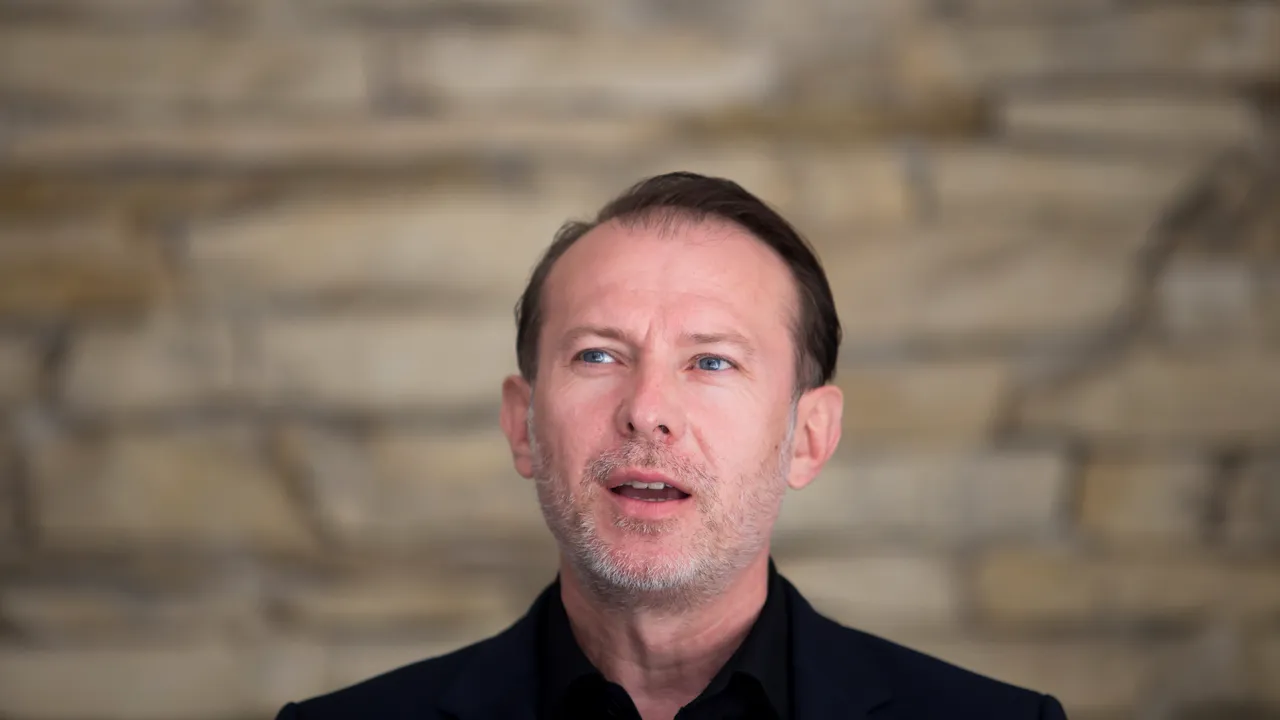 Premierul Florin Cîţu, mesaj către români: 13%, creştere economică, sună bine, nu?