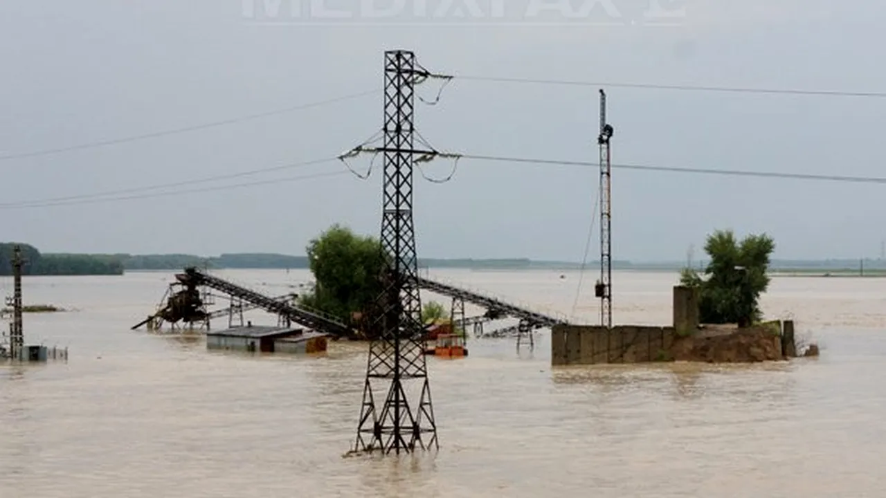 Debitul Siretului se va dubla miercuri dimineaţă. Se aşteaptă o viitură din Ucraina